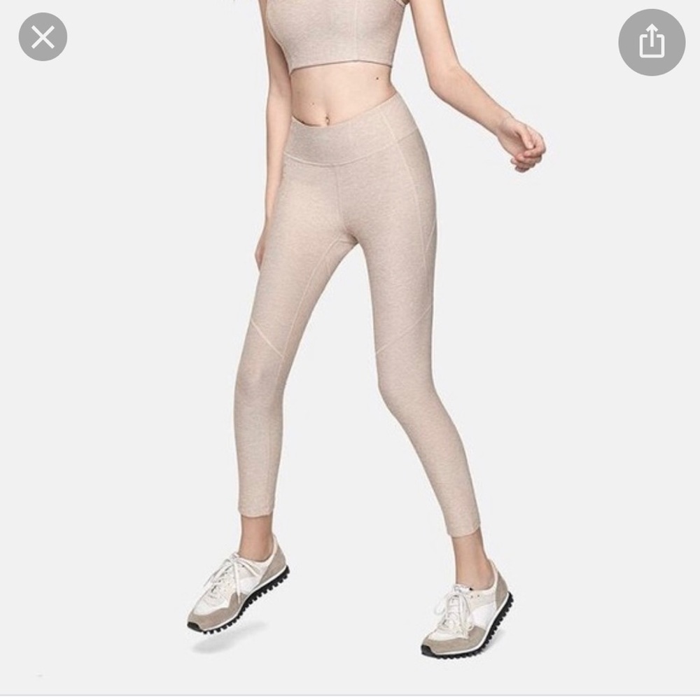 Outdoor Voices 3/4 Warmup Leggings